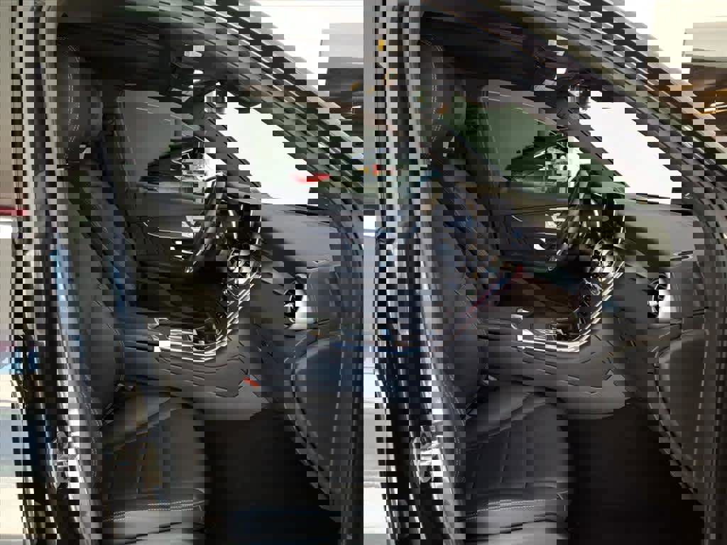 Used 2022 Mercedes-Benz GLC 300 4MATIC image 20