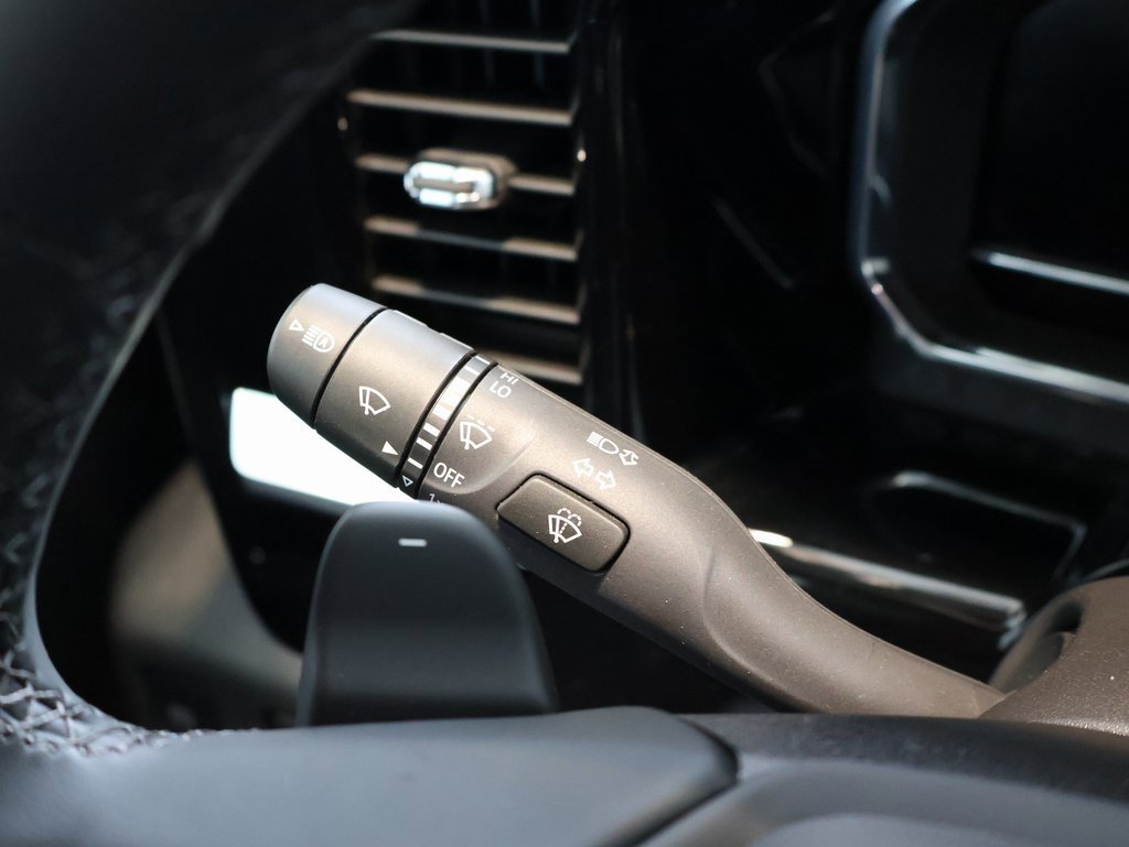 Used 2024 Chevrolet Silverado 1500 LT Trail Boss w/ Convenience Package II image 16