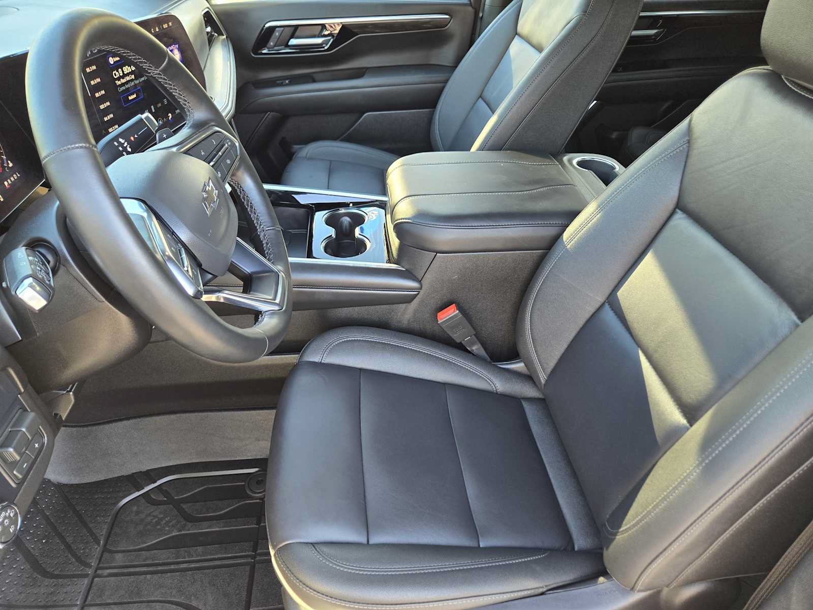 Certified 2026 Chevrolet Tahoe Z71 w/ Comfort Package AWD/4WD image 14