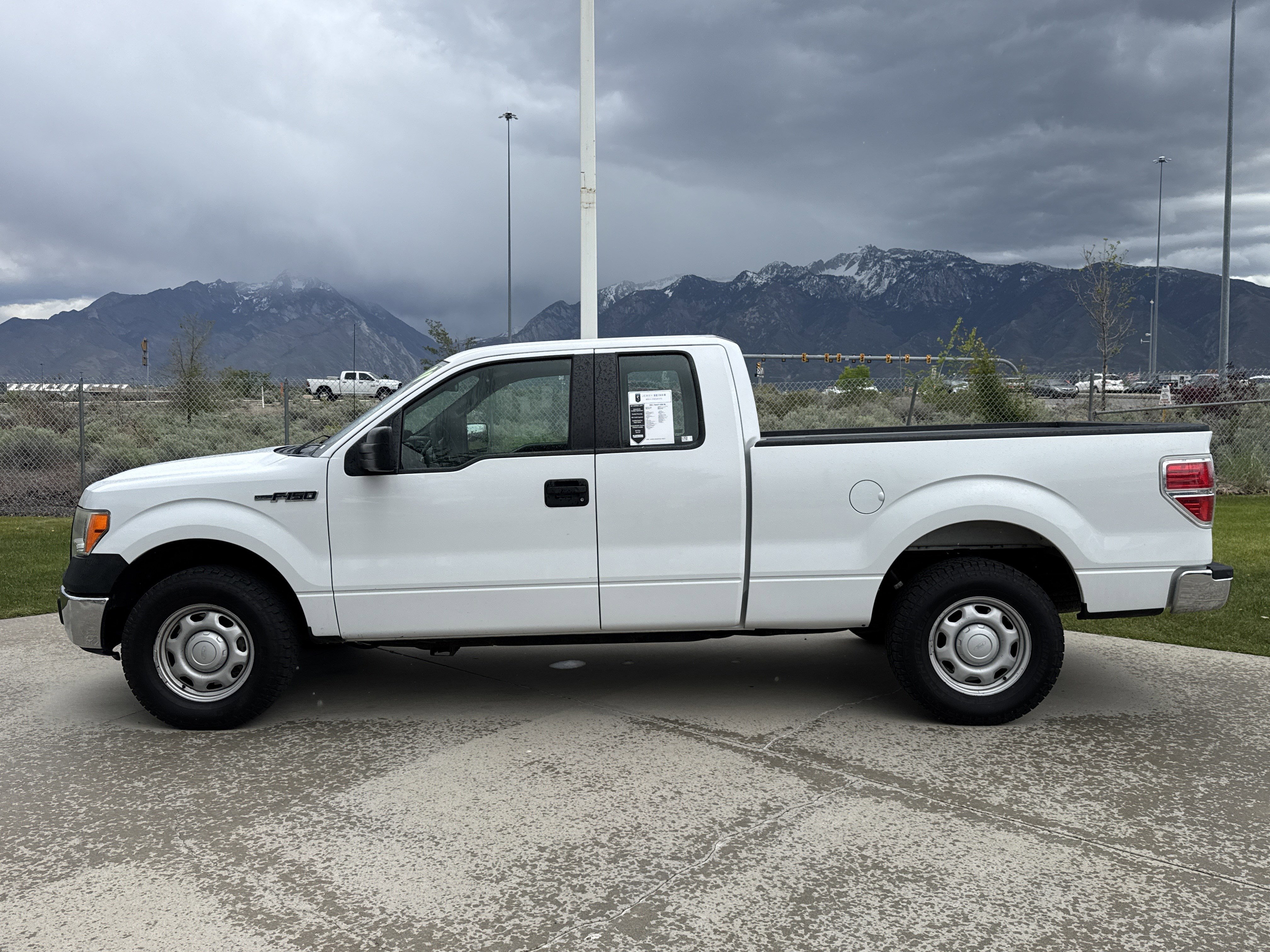 Used 2011 Ford F150 XL w/ PWR Equipment Group RWD image 2