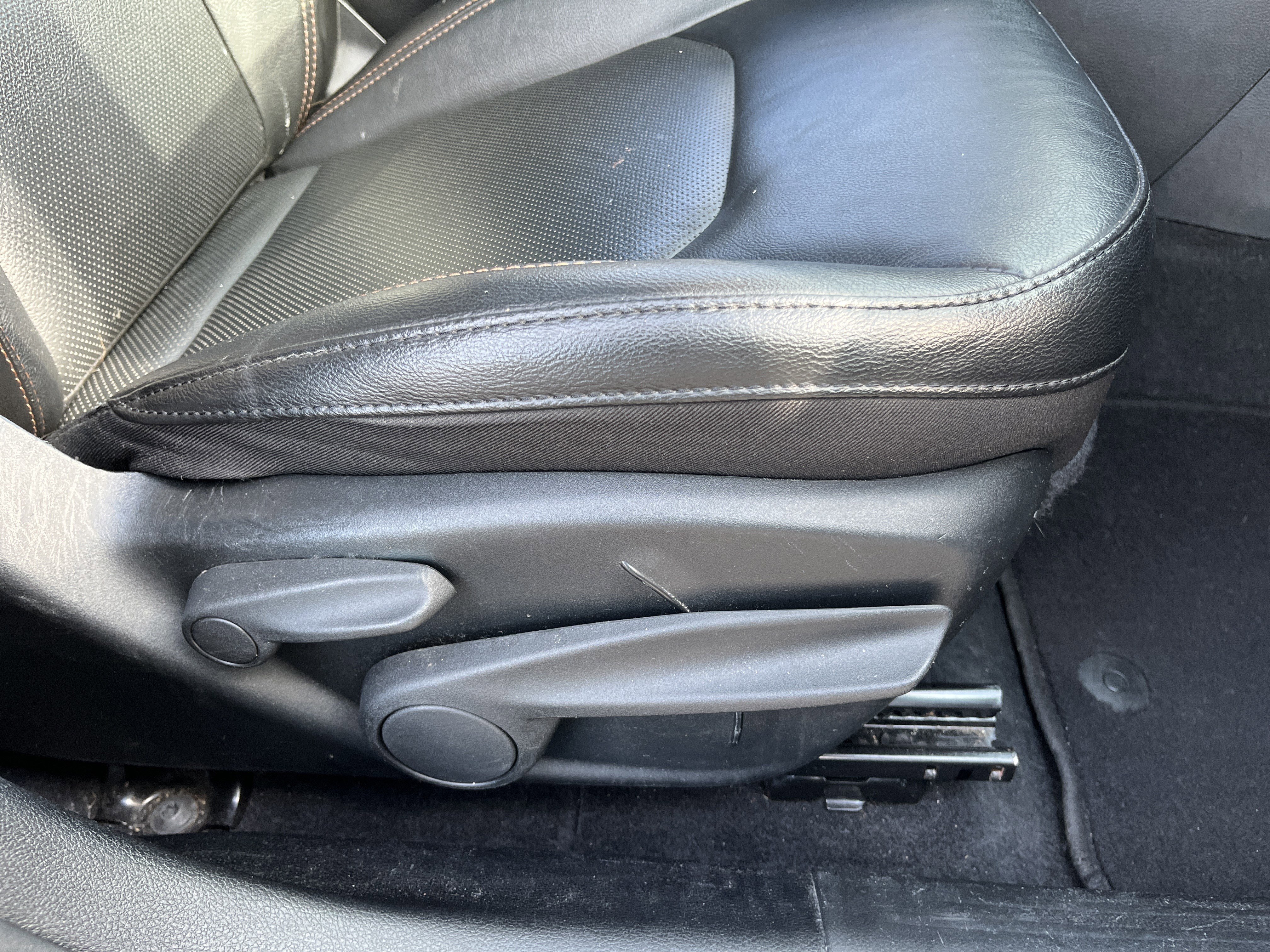 Used 2022 Jeep Compass Limited w/ Sun and Sound Group image 22