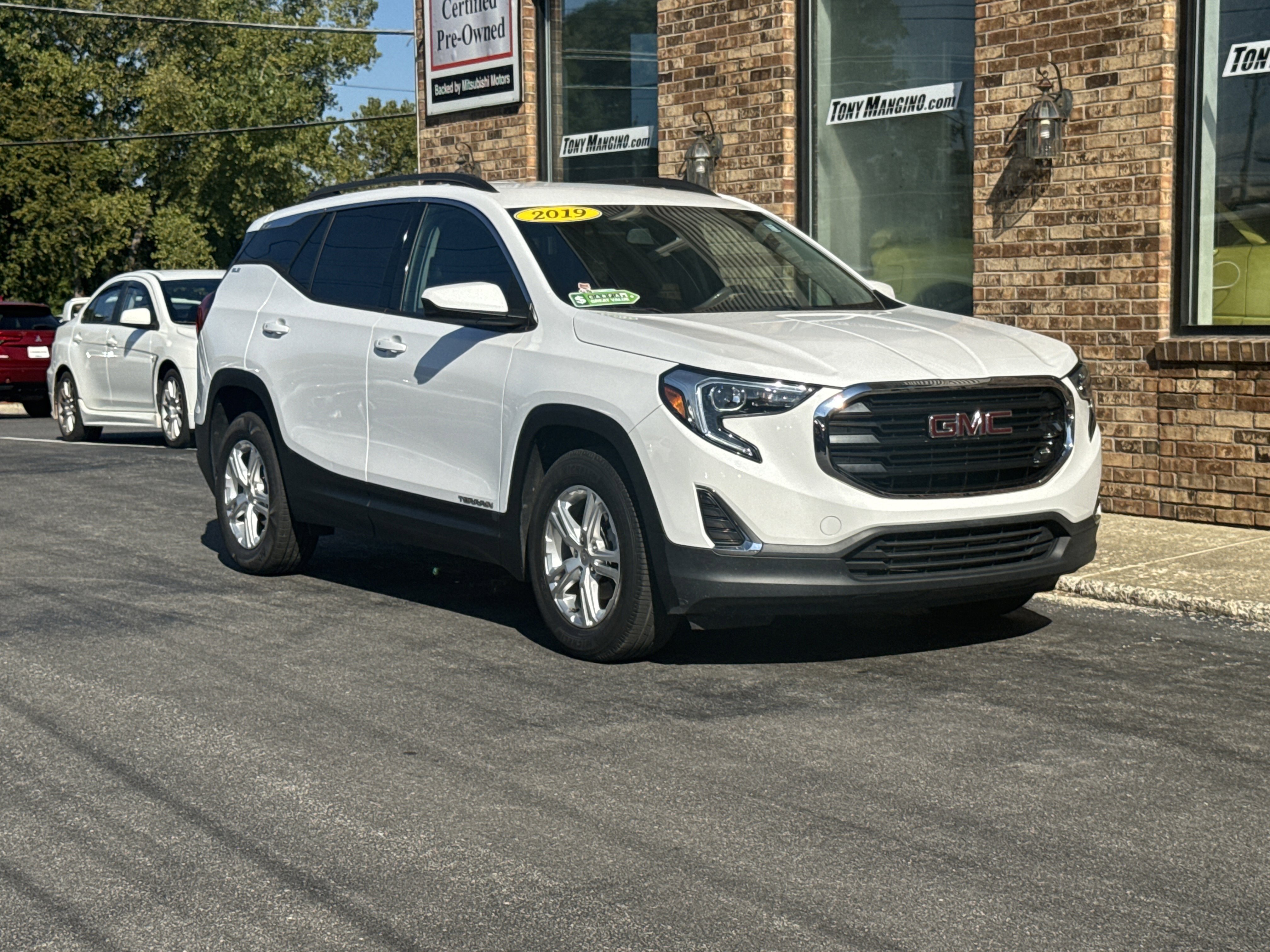 Used 2019 GMC Terrain SLE w/ Driver Convenience Package image 7