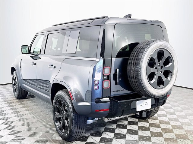 New 2026 Land Rover Defender 110 S image 7