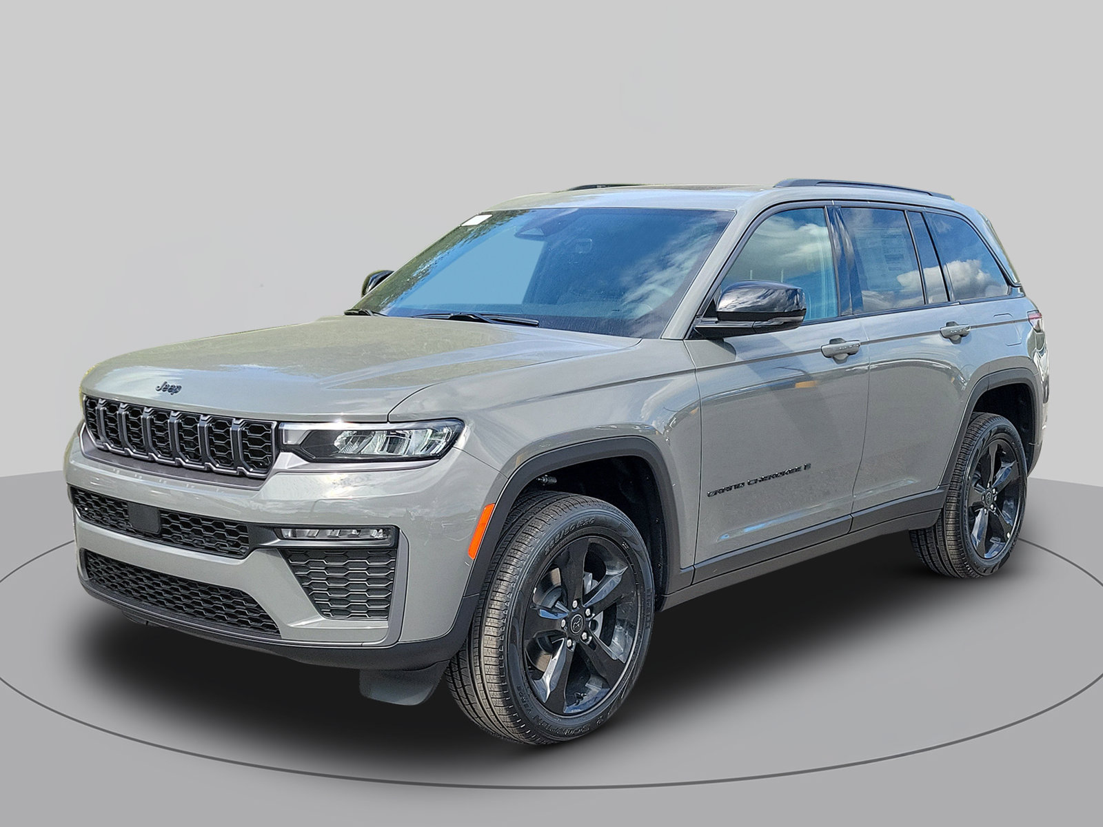 New 2027 Jeep Grand Cherokee Limited RWD image 7