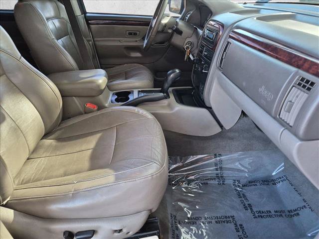 Used 2004 Jeep Grand Cherokee Limited w/ Trailer Tow Group IV AWD/4WD image 25
