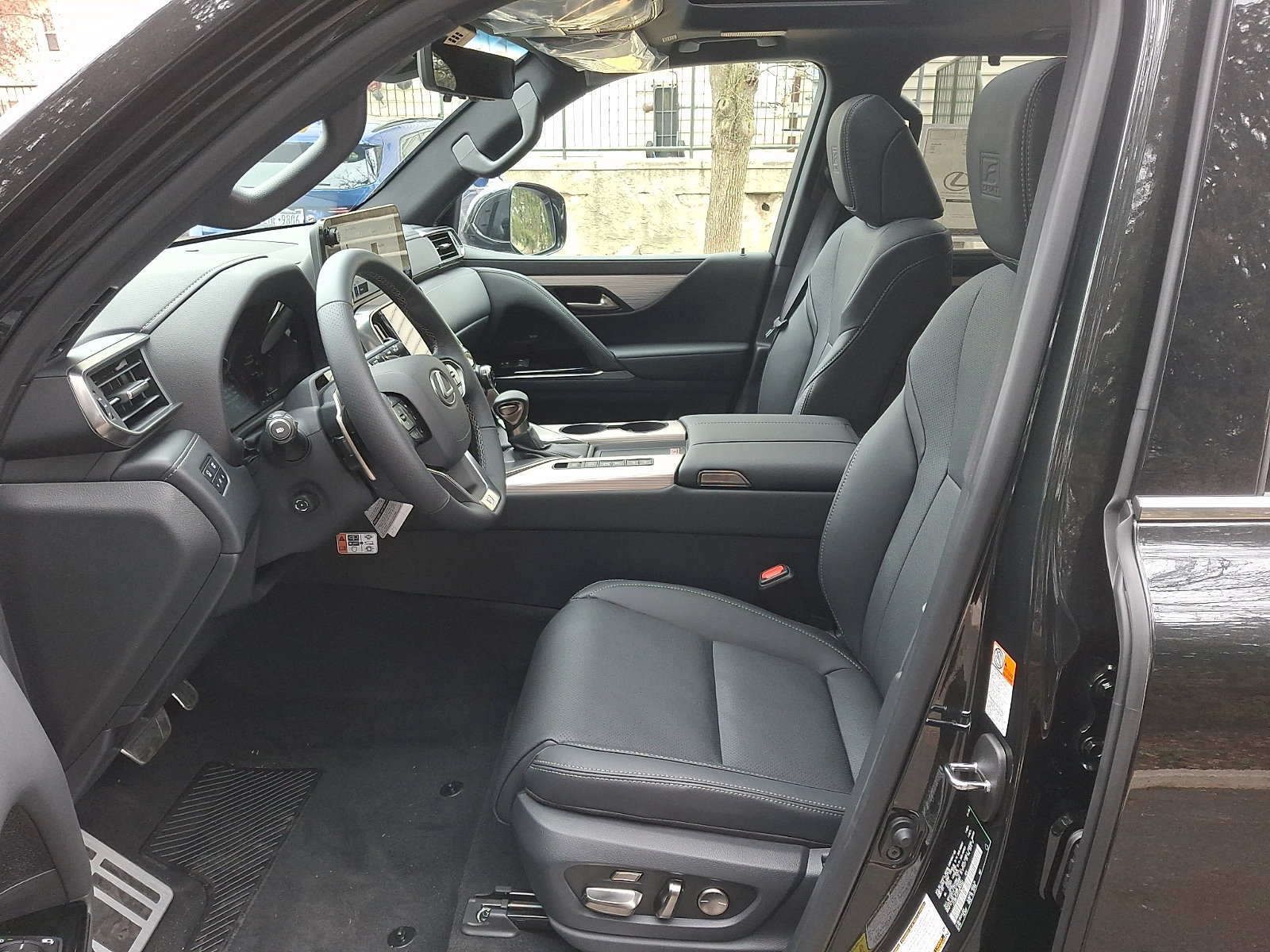 New 2026 Lexus LX 600 F Sport AWD/4WD image 7