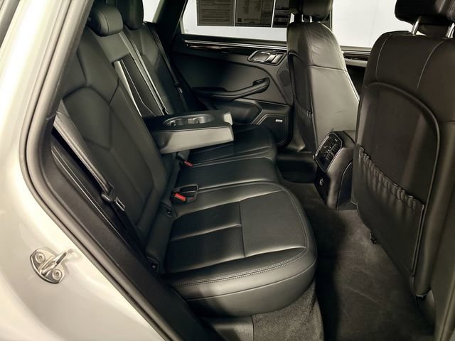 Used 2021 Porsche Macan S image 45