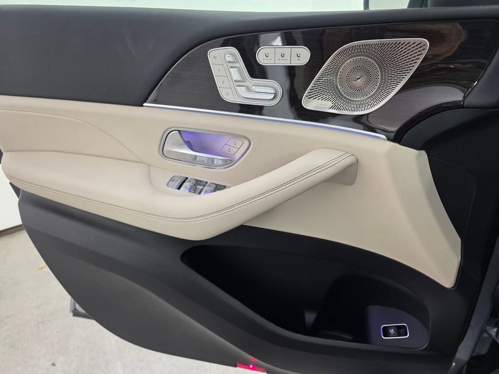 New 2026 Mercedes-Benz GLE 450 4MATIC image 17