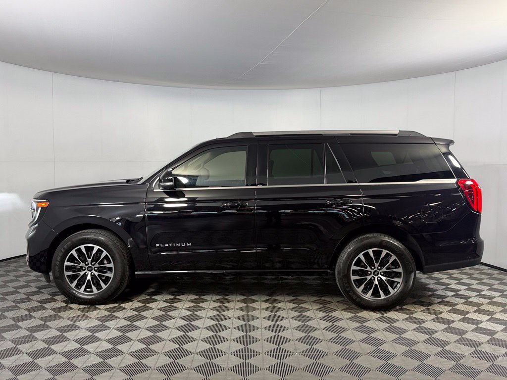 Used 2025 Ford Expedition Platinum AWD/4WD image 10
