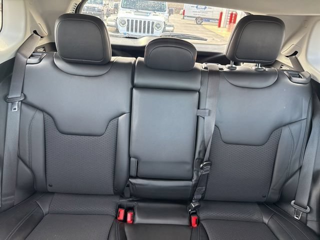 Used 2022 Jeep Compass Latitude AWD/4WD image 25