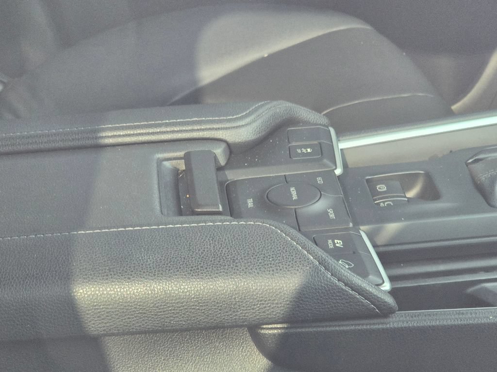 Used 2024 Toyota Grand Highlander AWD Hybrid image 13