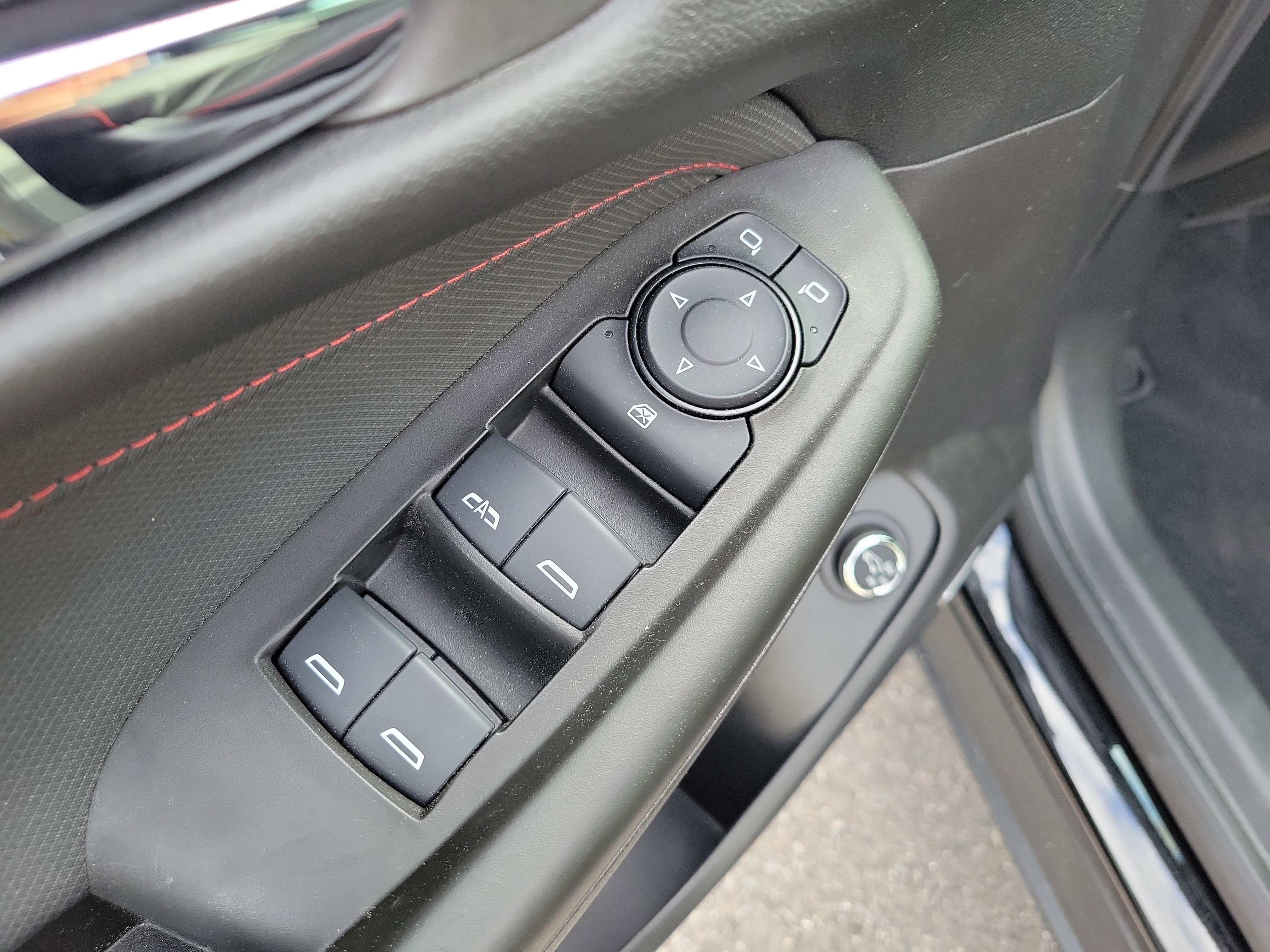 Used 2026 Chevrolet TrailBlazer RS w/ Convenience Package image 21