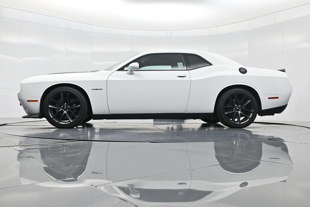 Used 2021 Dodge Challenger R/T w/ Performance Handling Group image 6