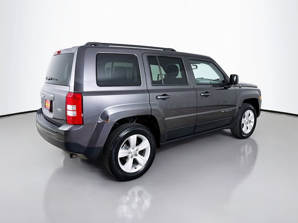 Used 2016 Jeep Patriot Sport w/ Power Value Group AWD/4WD image 8