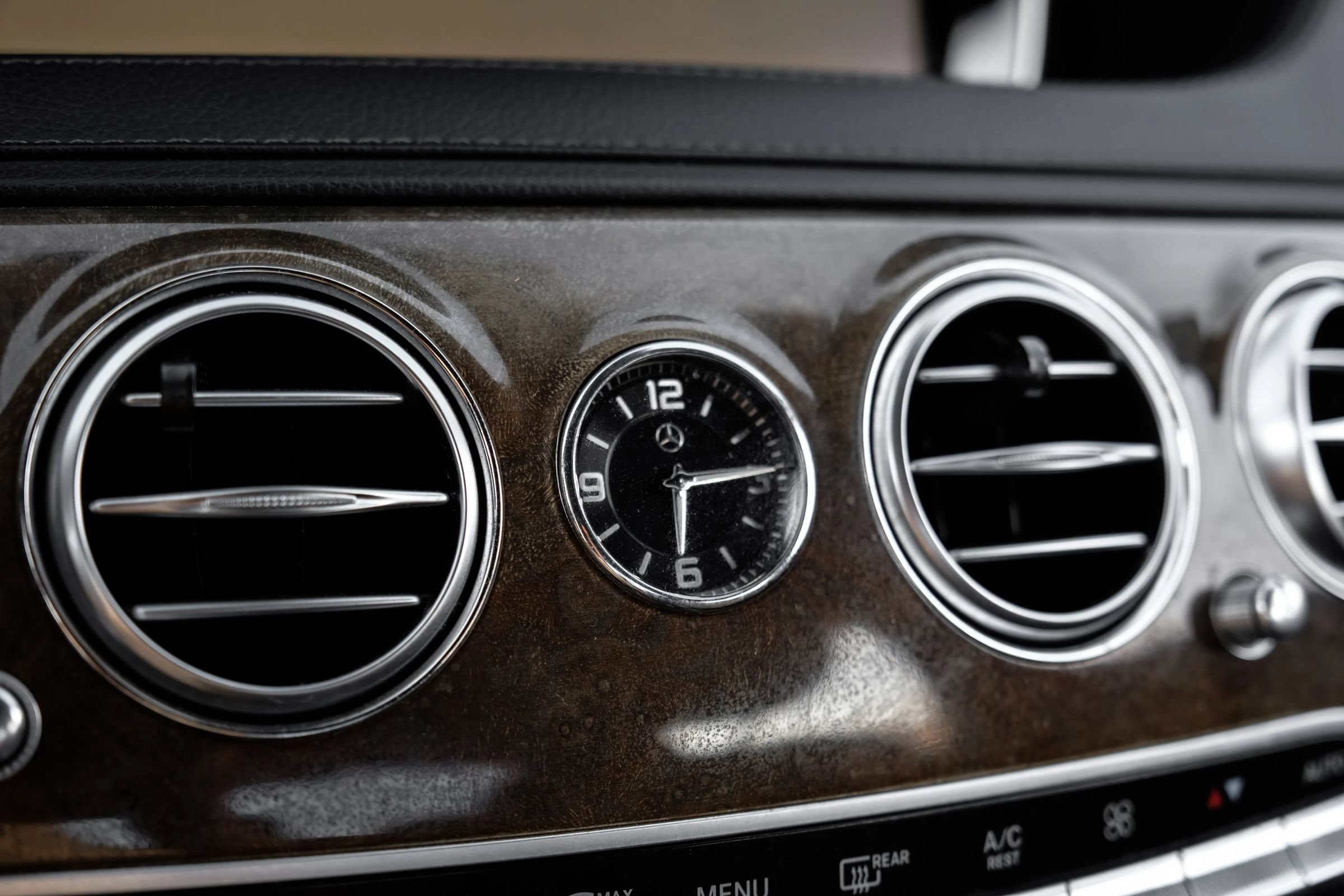 Used 2015 Mercedes-Benz S 550 Sedan image 31