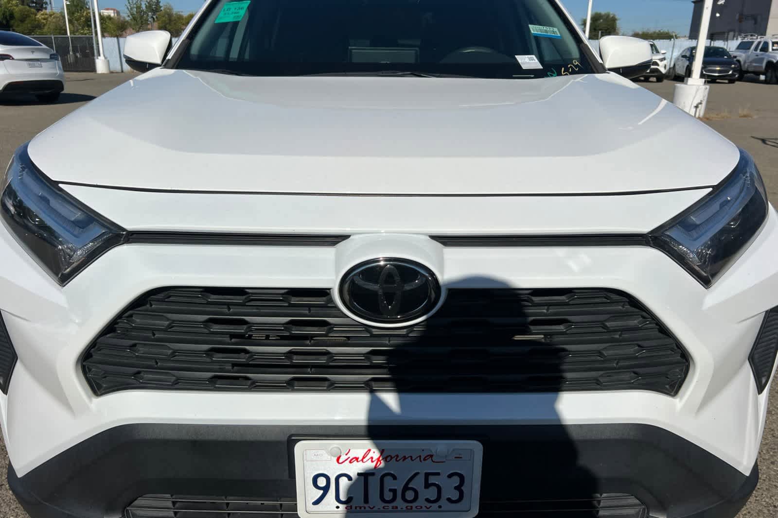 Used 2022 Toyota RAV4 XLE AWD/4WD image 12