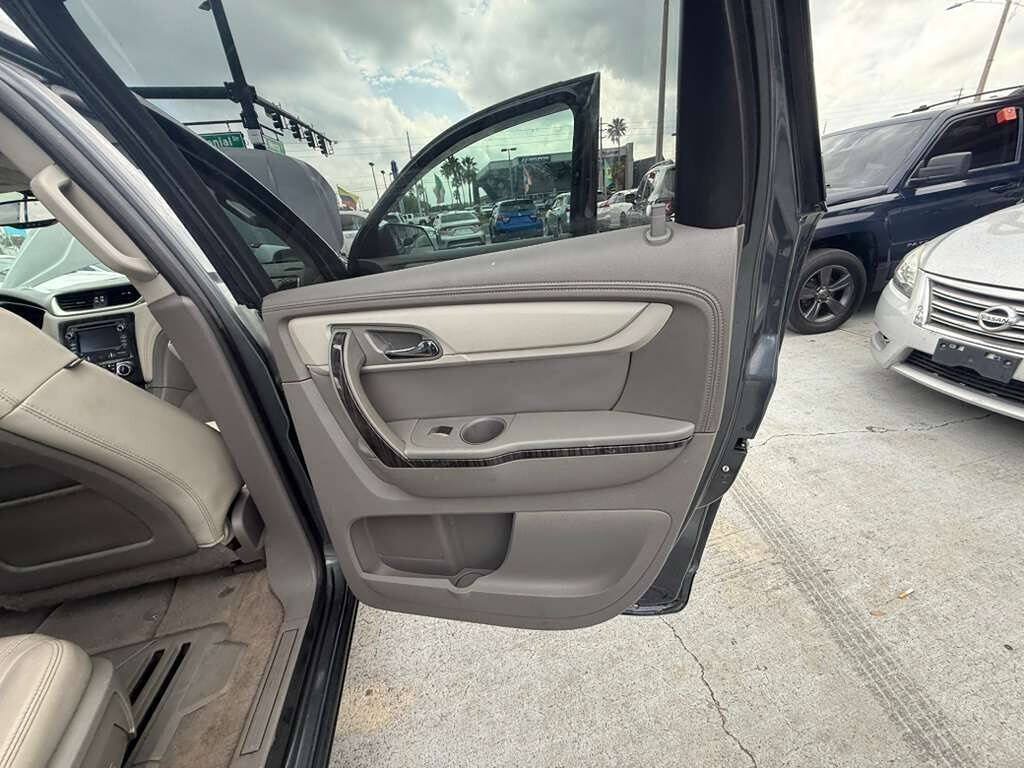 Used 2014 Chevrolet Traverse LTZ AWD/4WD image 8