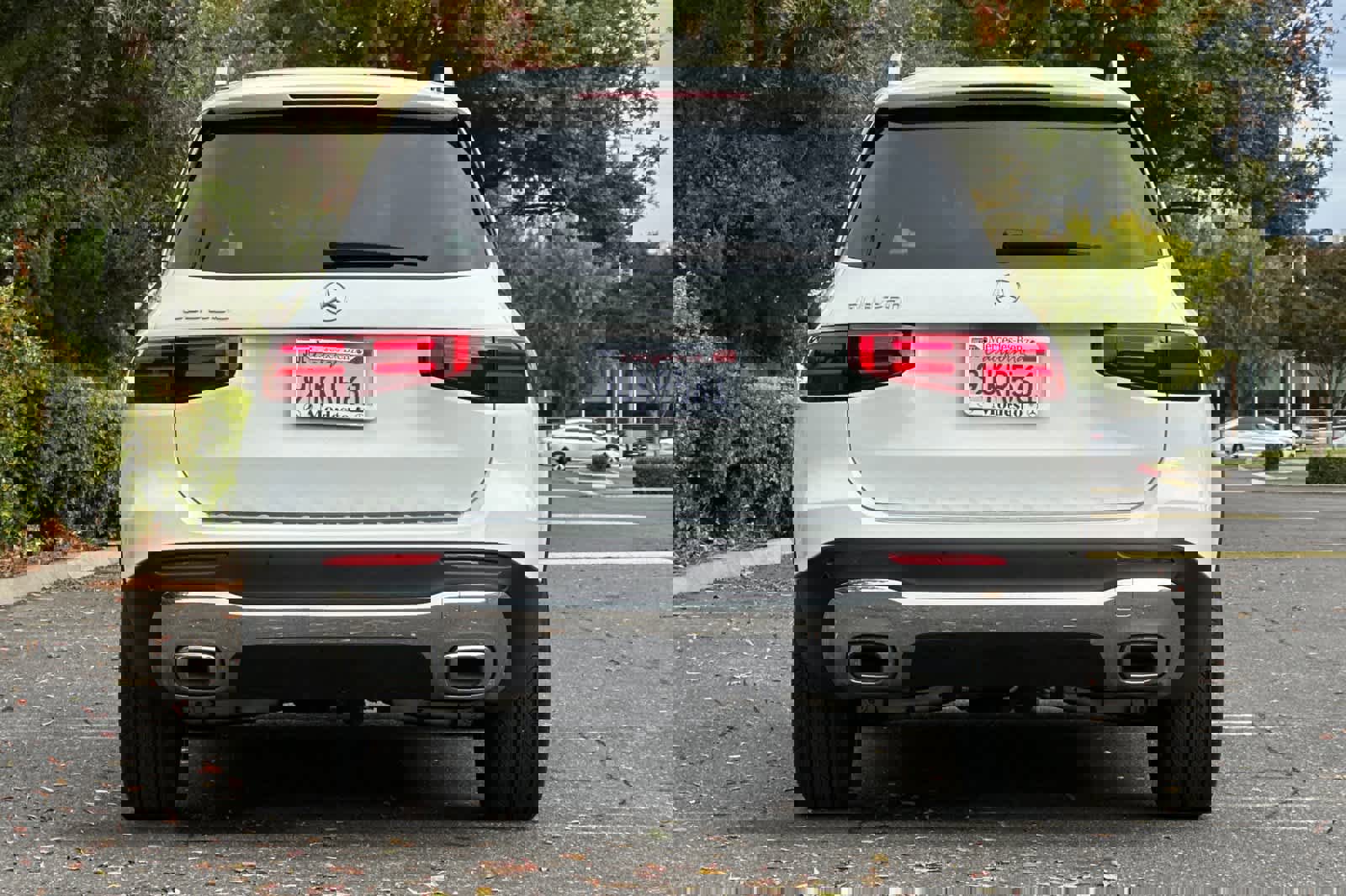 Certified 2025 Mercedes-Benz GLB 250 image 4