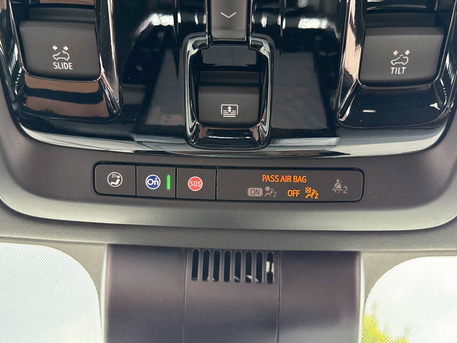 New 2026 GMC Yukon Denali Ultimate AWD/4WD image 15
