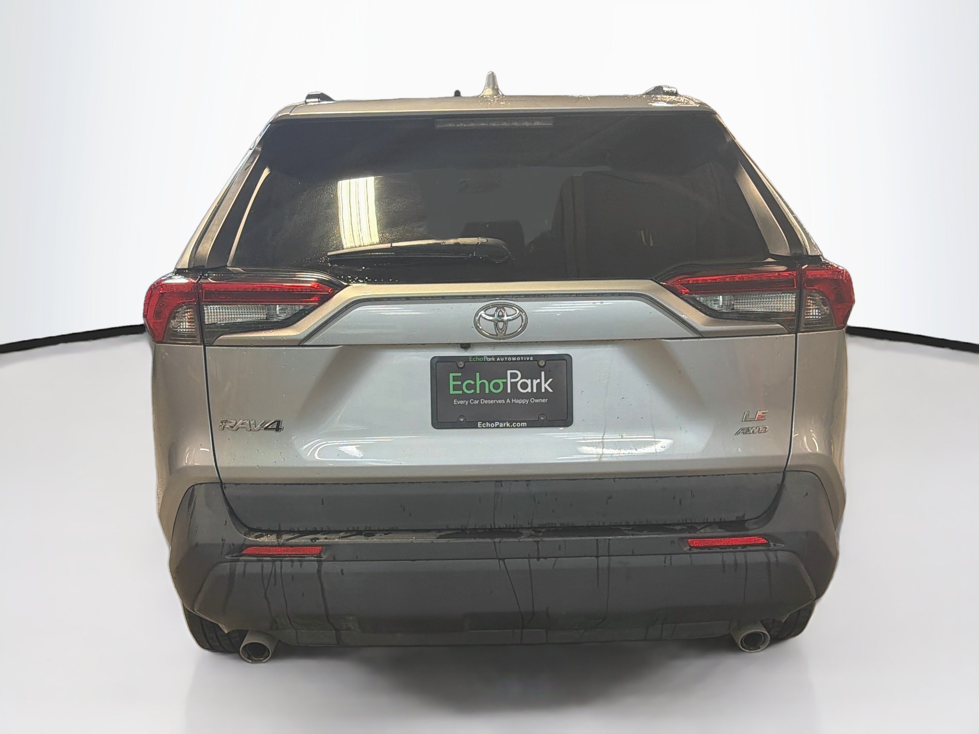 Used 2019 Toyota RAV4 LE AWD/4WD image 7