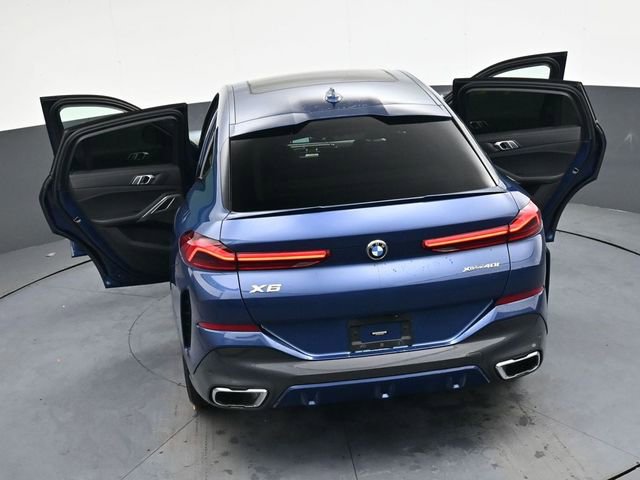 Used 2022 BMW X6 xDrive40i w/ M Sport Package image 42