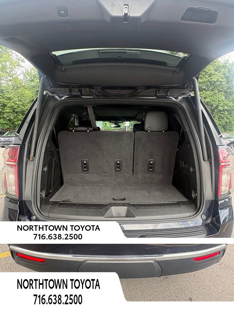 Used 2022 Chevrolet Tahoe LT w/ Luxury Package AWD/4WD image 16