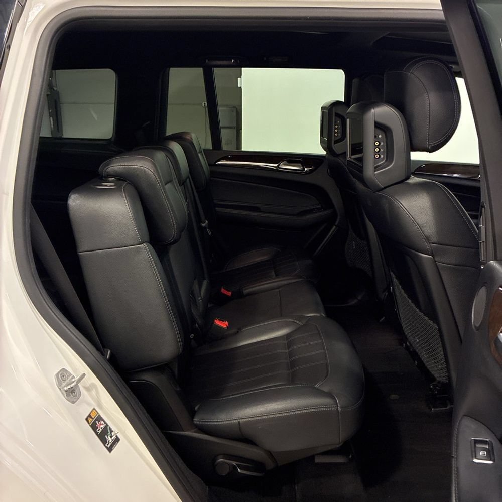 Used 2018 Mercedes-Benz GLS 450 4MATIC image 15