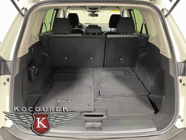 Used 2023 Nissan Rogue SV AWD/4WD image 24