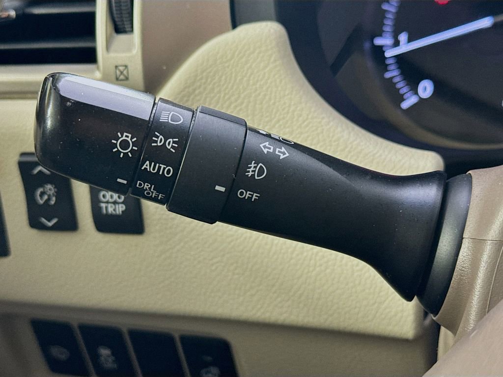 Used 2014 Lexus GX 460 Luxury image 12