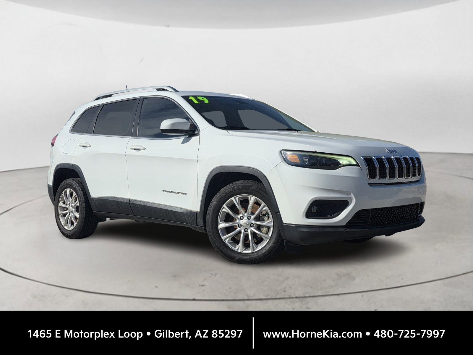 Used 2019 Jeep Cherokee Latitude w/ Popular Appearance Group