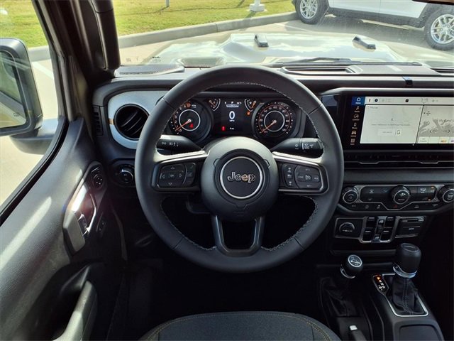 New 2025 Jeep Gladiator Sport image 11