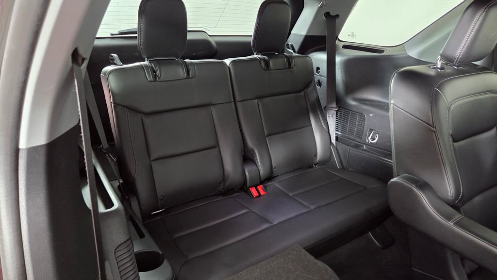 Used 2023 Ford Explorer XLT w/ Equipment Group 202A image 36