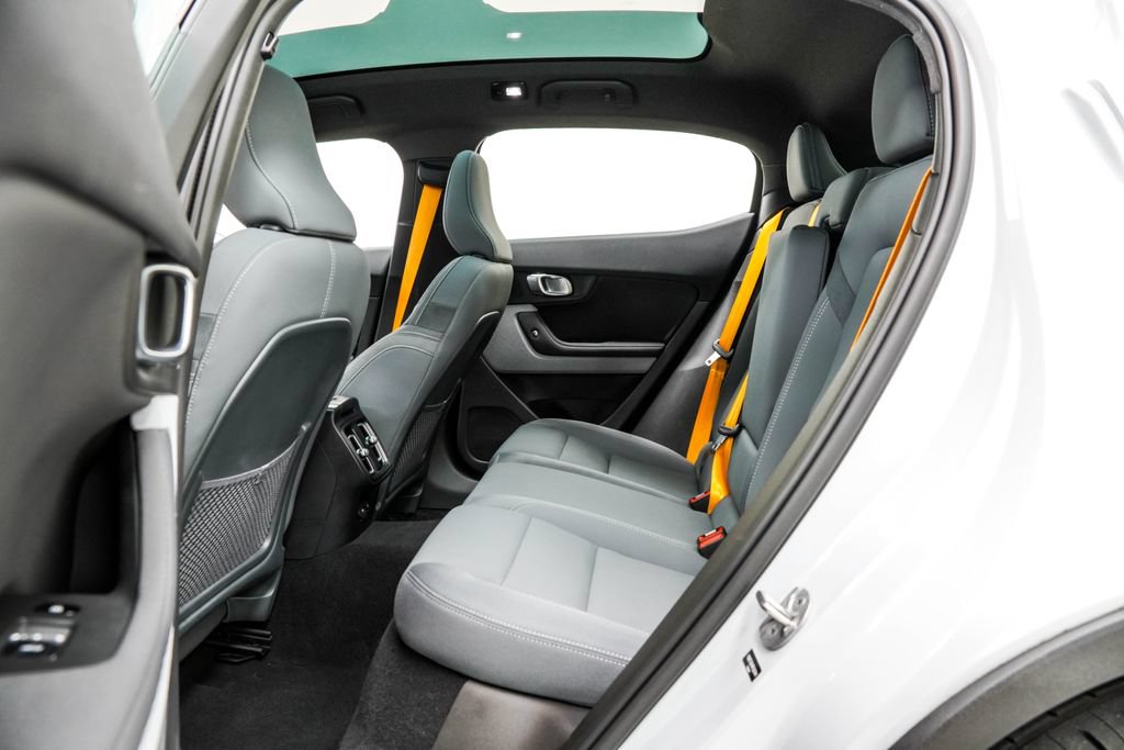 Used 2023 Polestar Polestar 2 w/ Pilot Pack AWD/4WD image 19