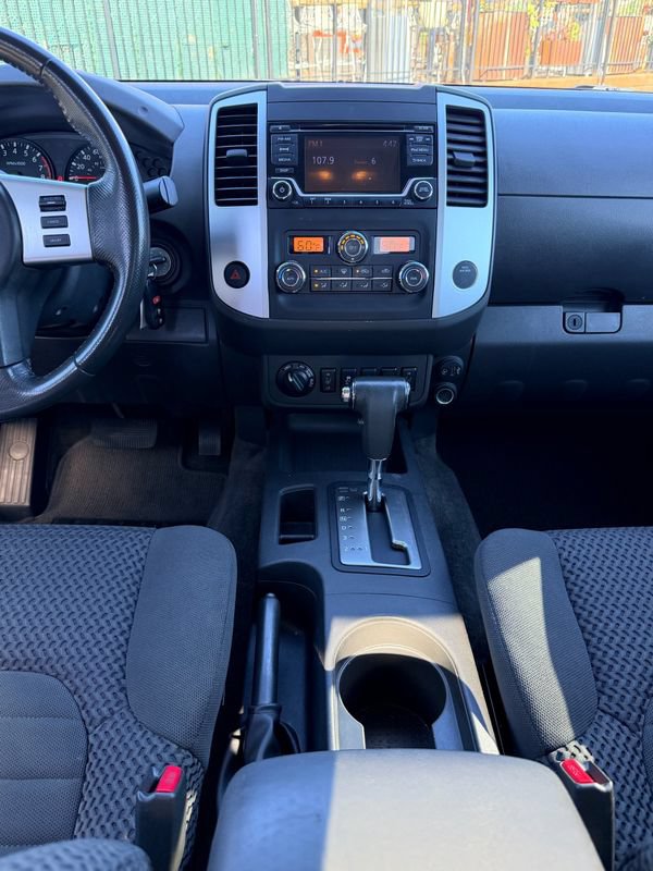 Used 2017 Nissan Frontier SV w/ SV Value Truck Package AWD/4WD image 29