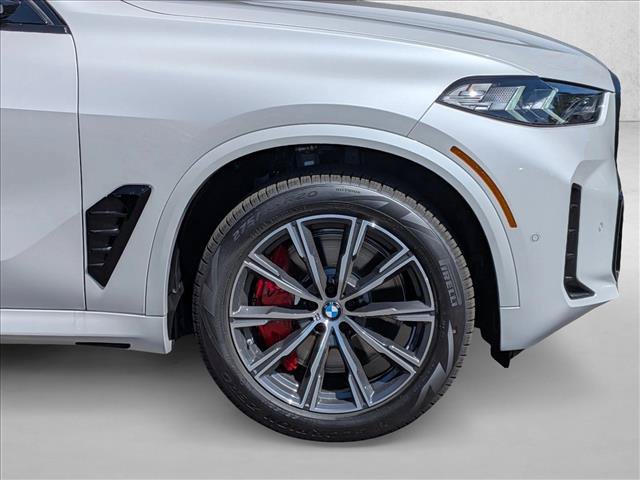 New 2026 BMW X5 xDrive50e w/ M Sport Package AWD/4WD image 10