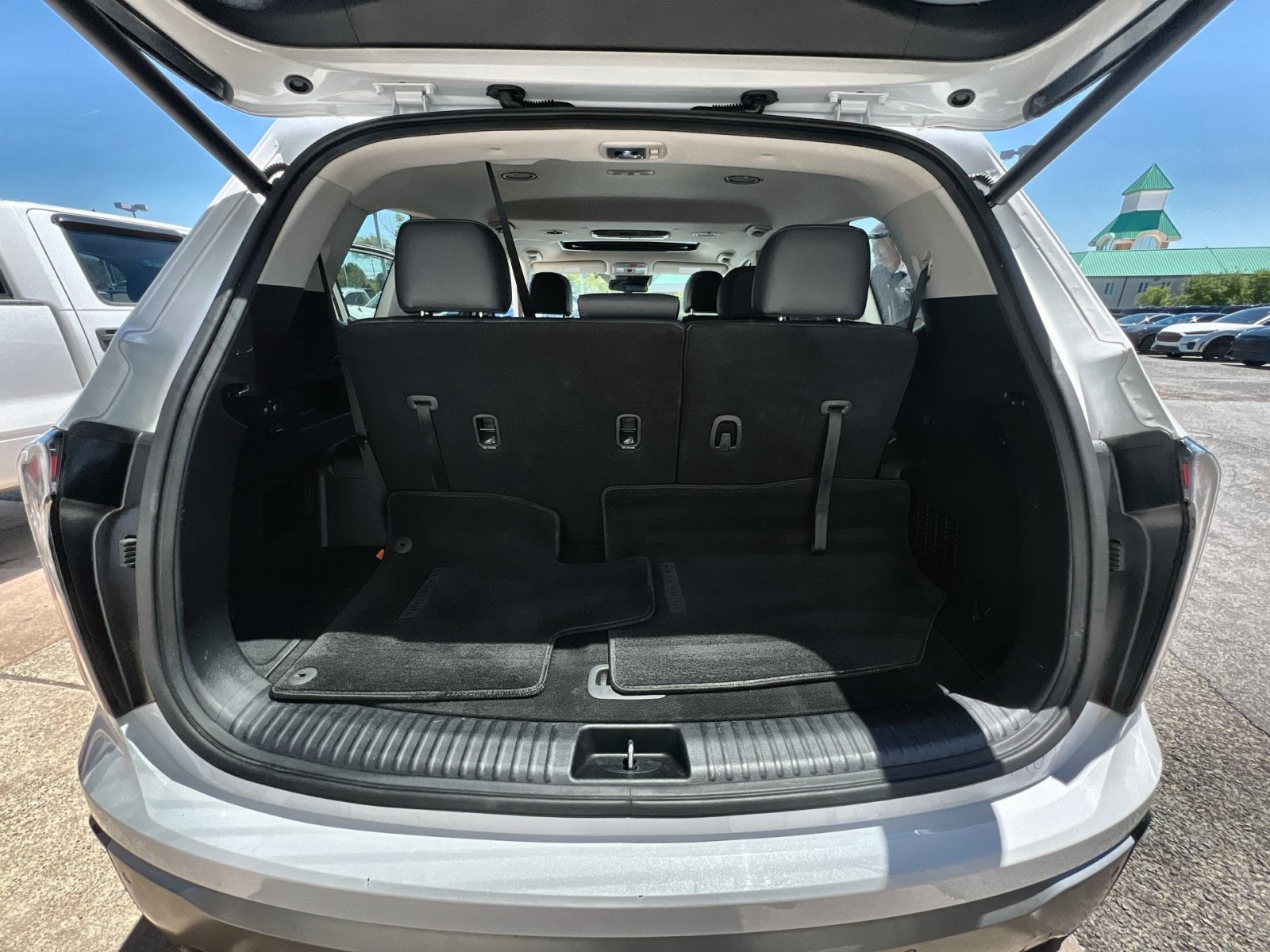 Used 2024 Kia Telluride EX w/ EX Captain's Chair Package AWD/4WD image 35