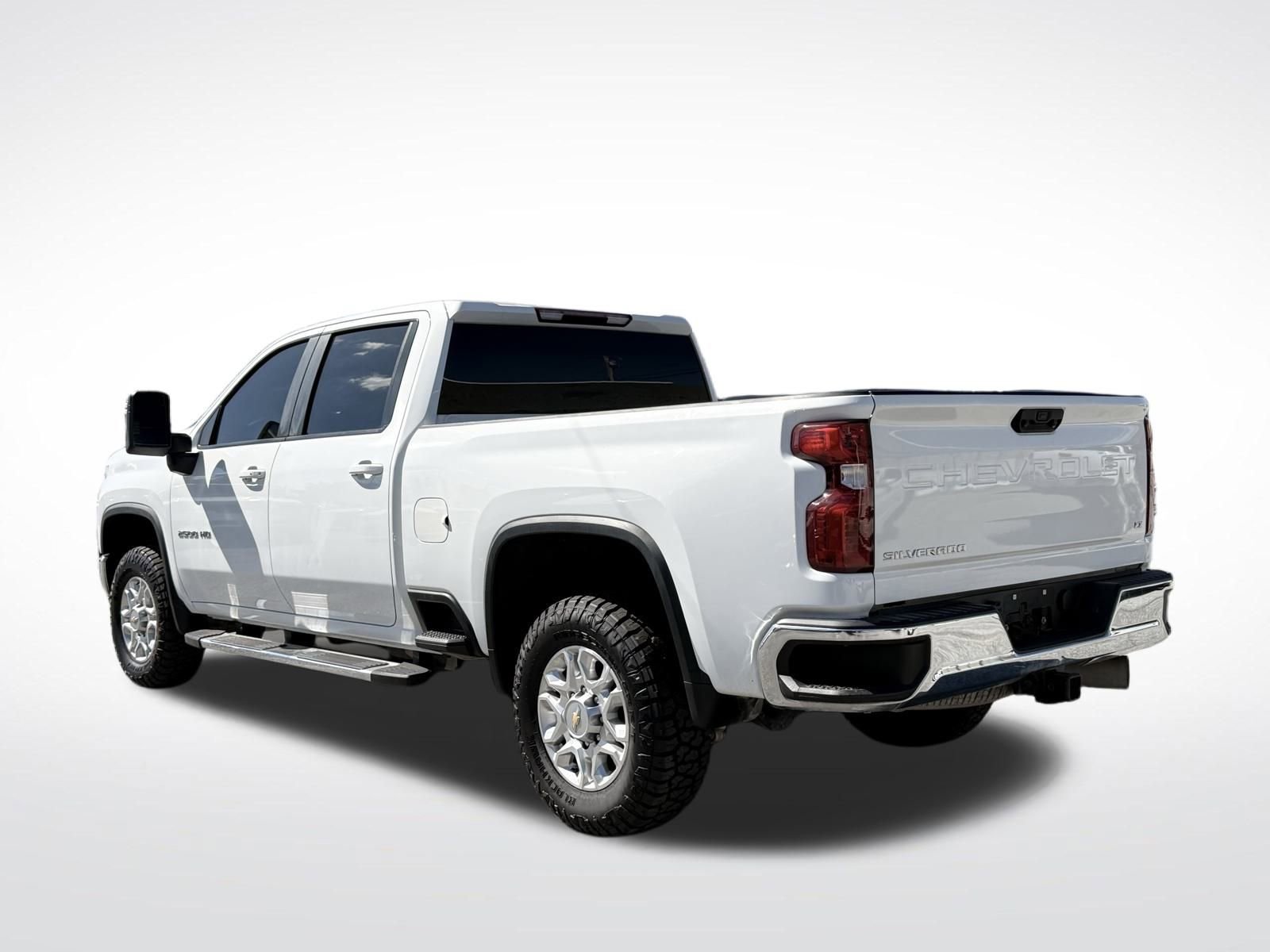 Used 2023 Chevrolet Silverado 2500 LT w/ Convenience Package image 11