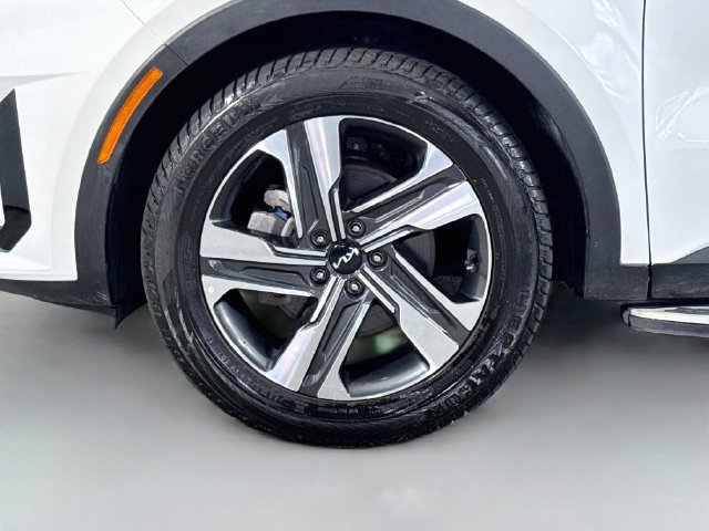 Used 2023 Kia Sorento SX Prestige w/ Panoramic Sunroof Package AWD/4WD image 37