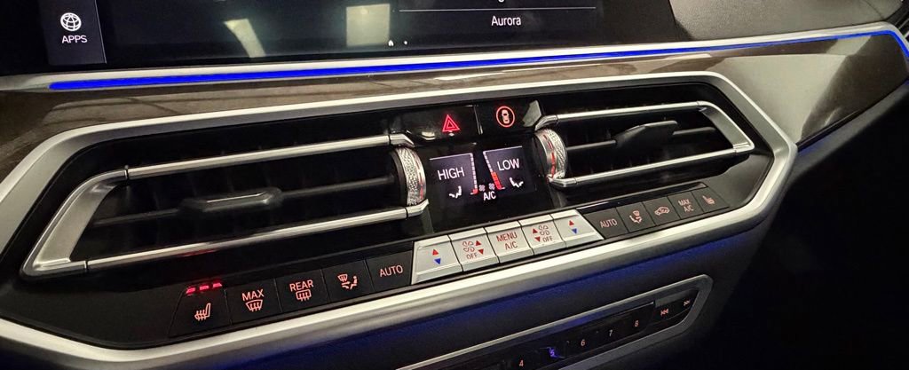 Used 2022 BMW X5 xDrive40i w/ Climate Comfort Package image 23