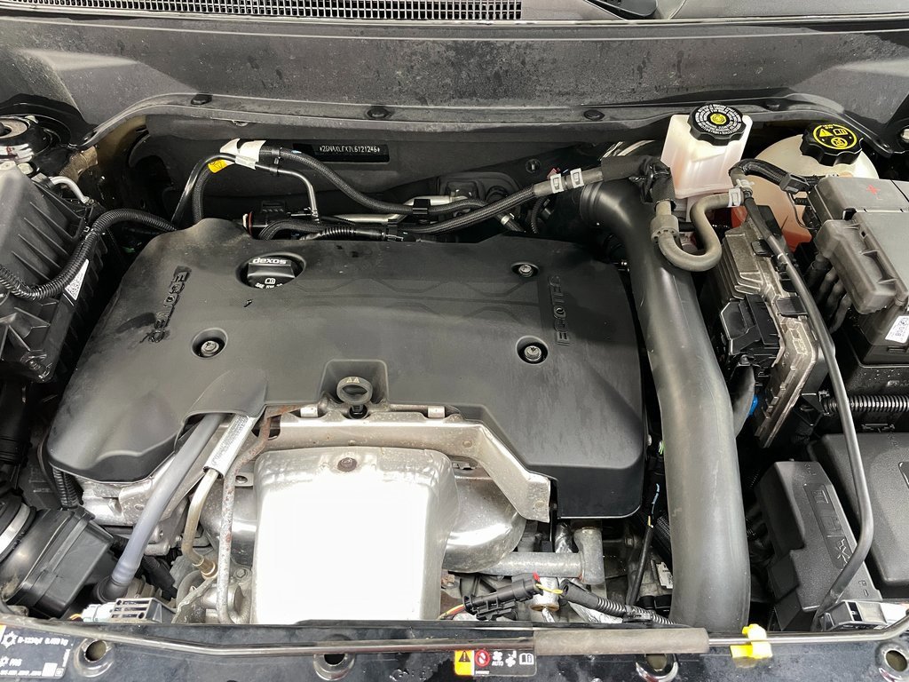 Certified 2020 Chevrolet Equinox LT w/ Midnight Edition image 47