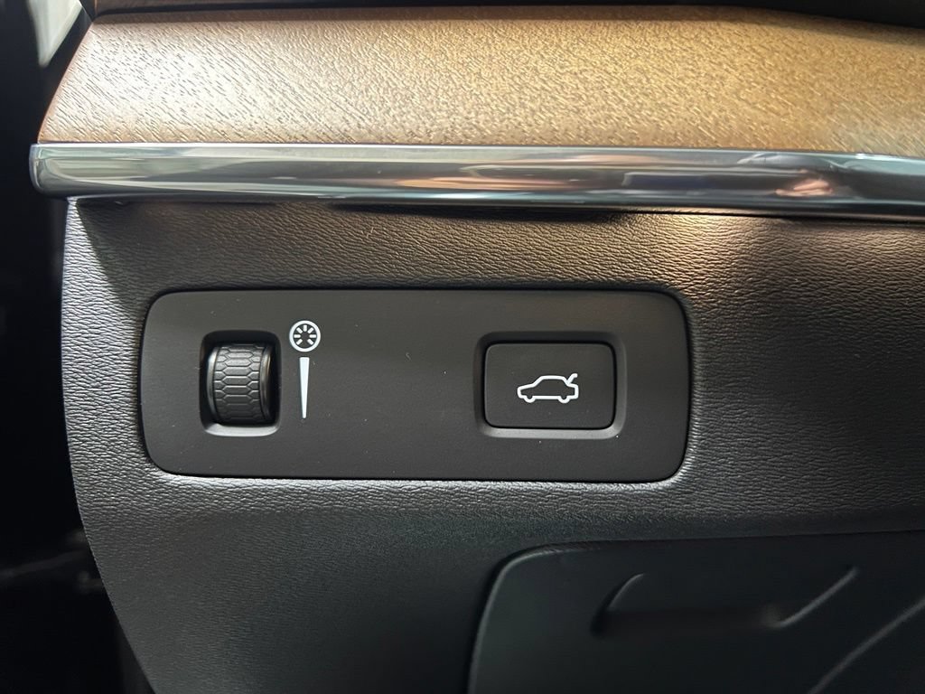 Used 2019 Volvo XC90 T6 Inscription w/ Luxury Package AWD/4WD image 40
