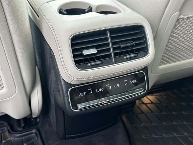 Used 2023 Mercedes-Benz GLS 450 4MATIC image 18
