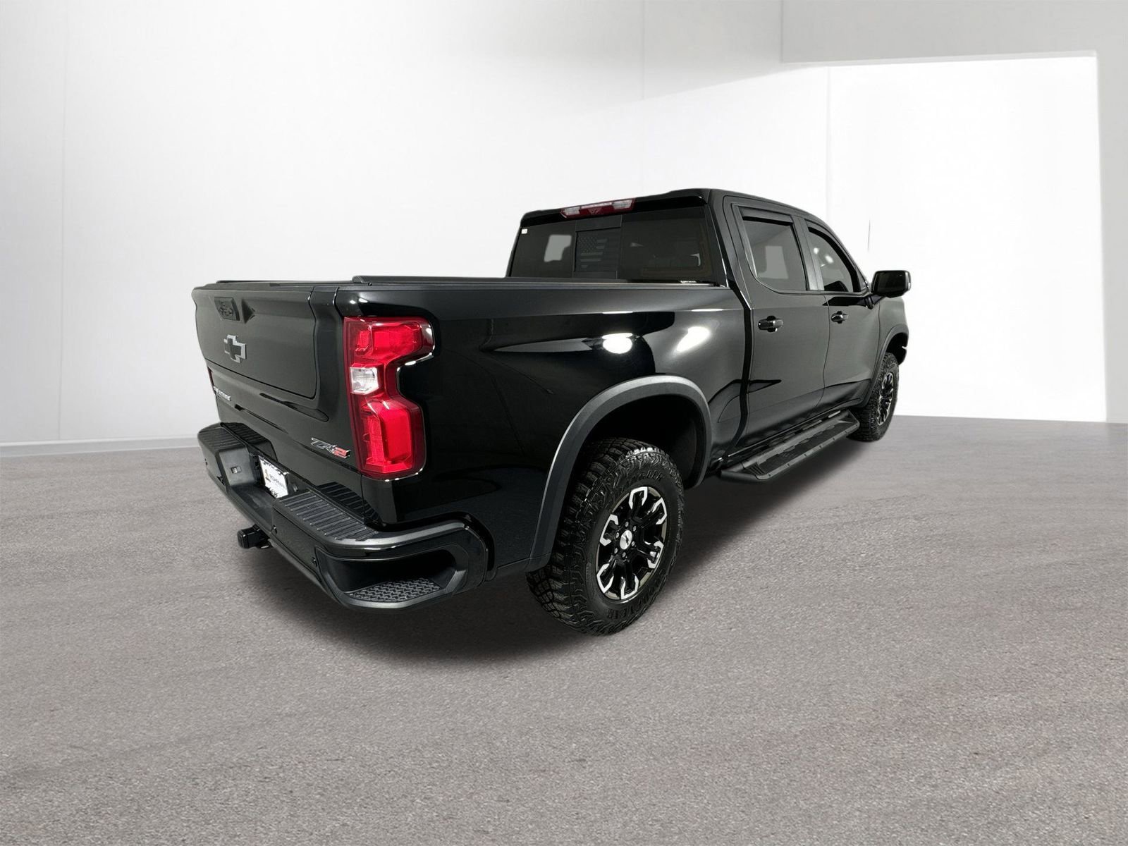 Used 2024 Chevrolet Silverado 1500 ZR2 w/ Technology Package image 35