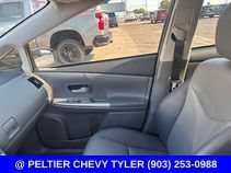 Used 2013 Toyota Prius V Five FWD image 17
