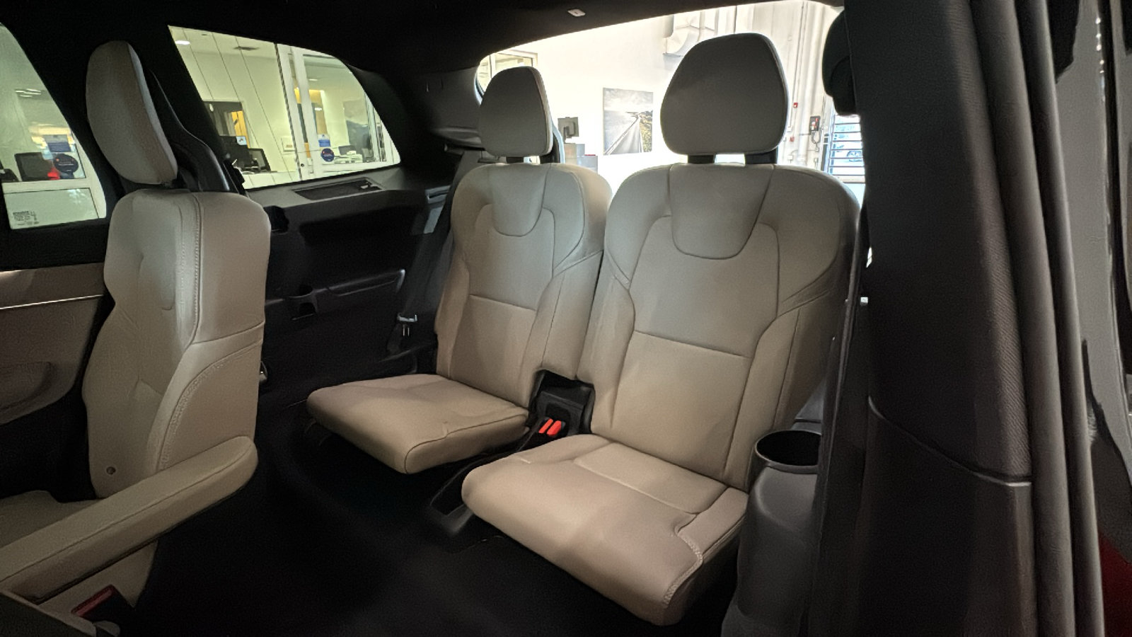 New 2027 Volvo XC90 T8 Ultra AWD/4WD image 30