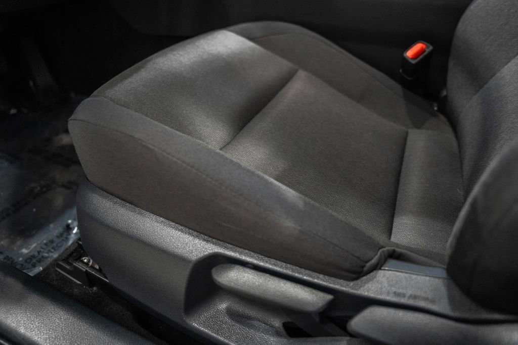 Used 2025 Toyota Camry LE image 34