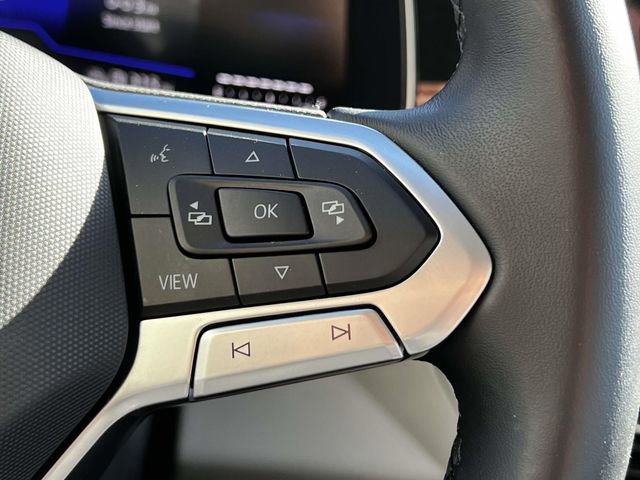 Used 2025 Volkswagen Jetta SE image 23