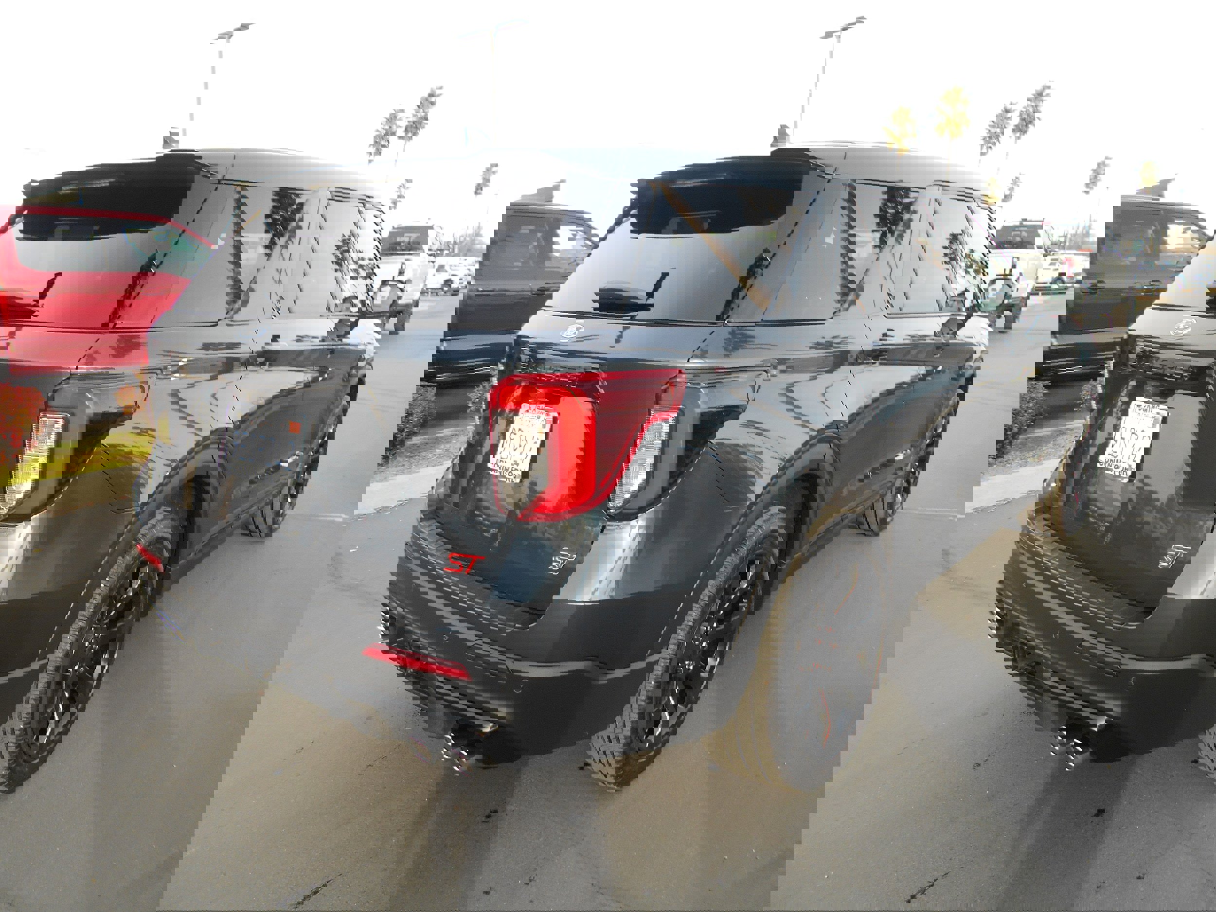 Used 2022 Ford Explorer ST w/ ST Street Pack image 3