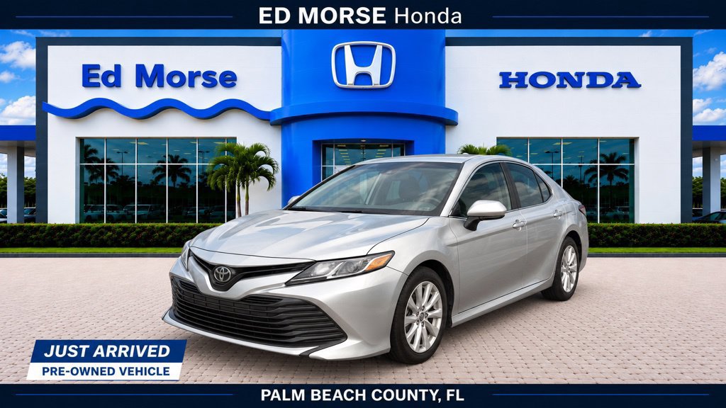 Used 2020 Toyota Camry LE FWD image 1