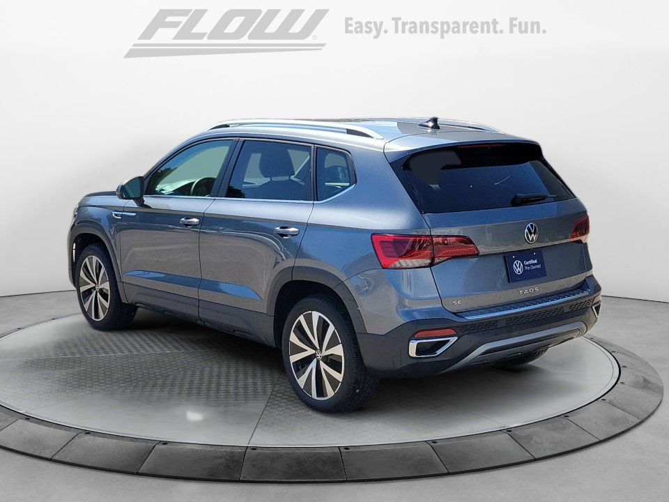 Used 2022 Volkswagen Taos SE image 6